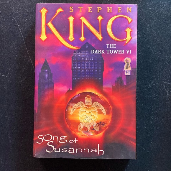 PAPERBACK Stephen King's Song of Susannah: The Dark Tower VI - Picture 1 of 7